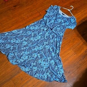 Perceptions Paisley Dress, XL, Total Length Is 48"